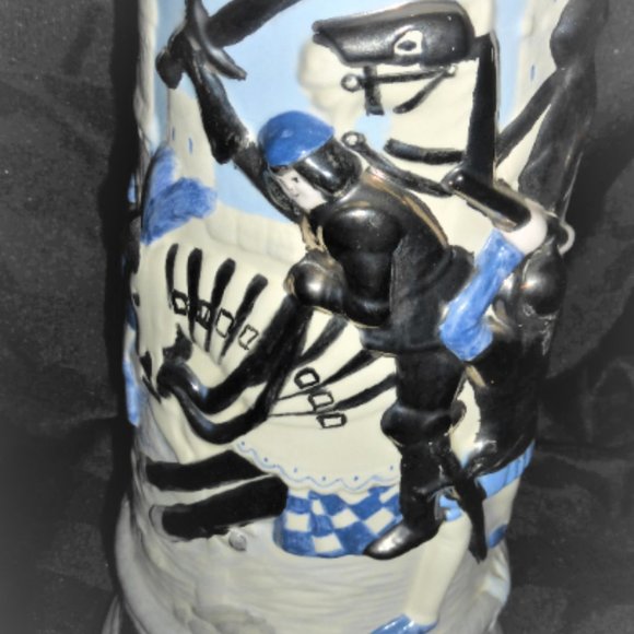 14" BEER STEIN Hand Made & Painted Signed Mary Howroyd Armored Knight Collectibl - Picture 3 of 9